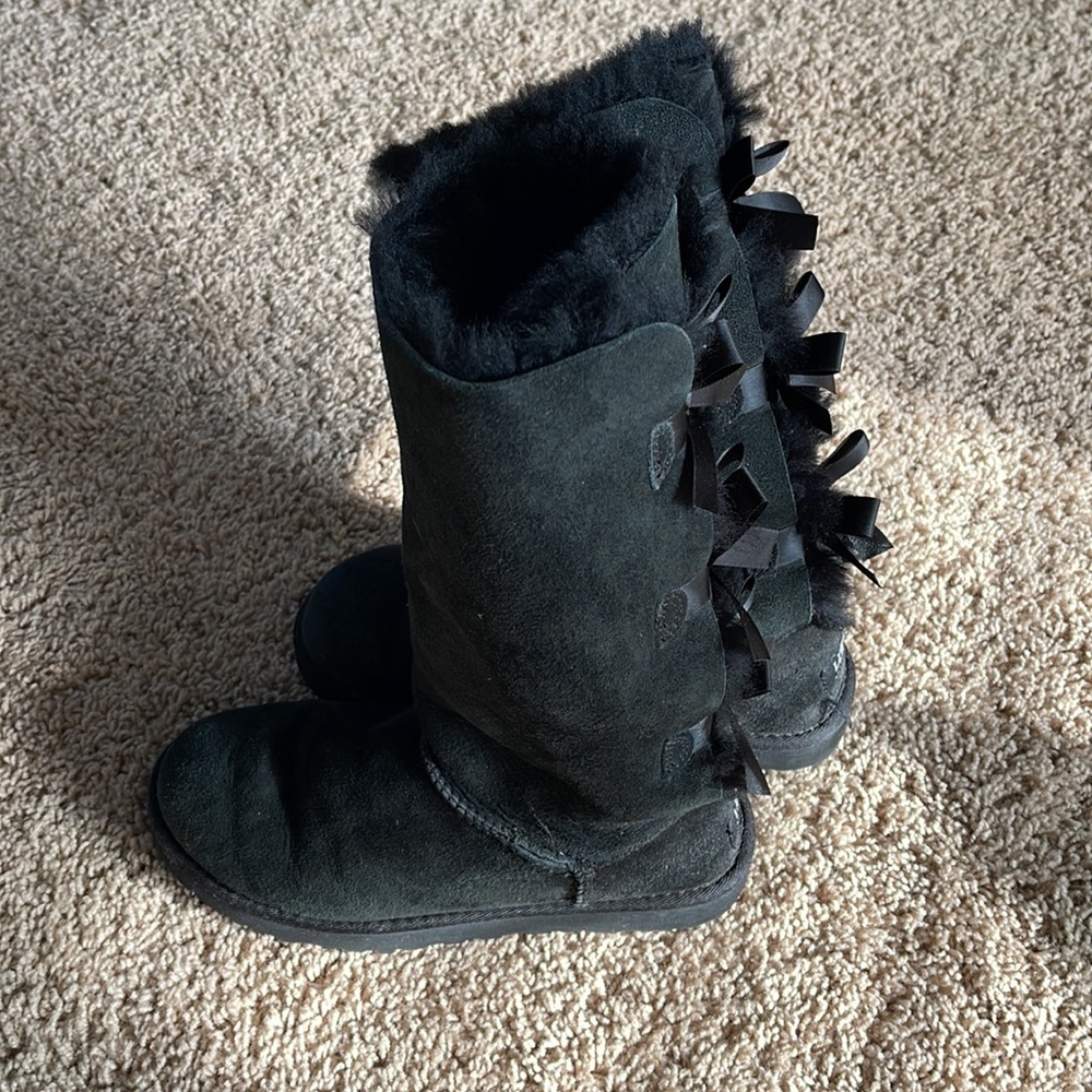 Ugg Black Boots. Like New. Size 7. - image 4